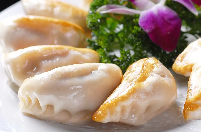 鱿鱼虾仁煎饺的做法步骤