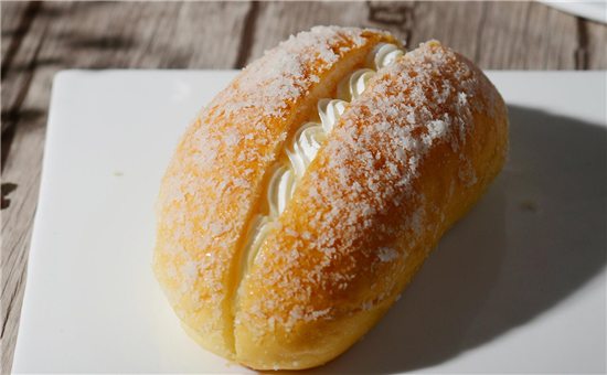 夹心奶油面包的做法