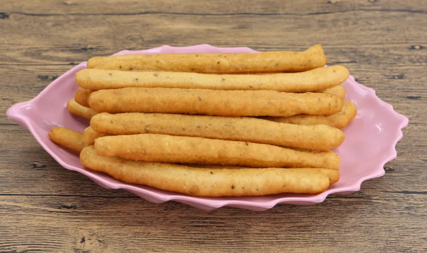 酥脆油条膨松剂,小茴香油条的做法大全