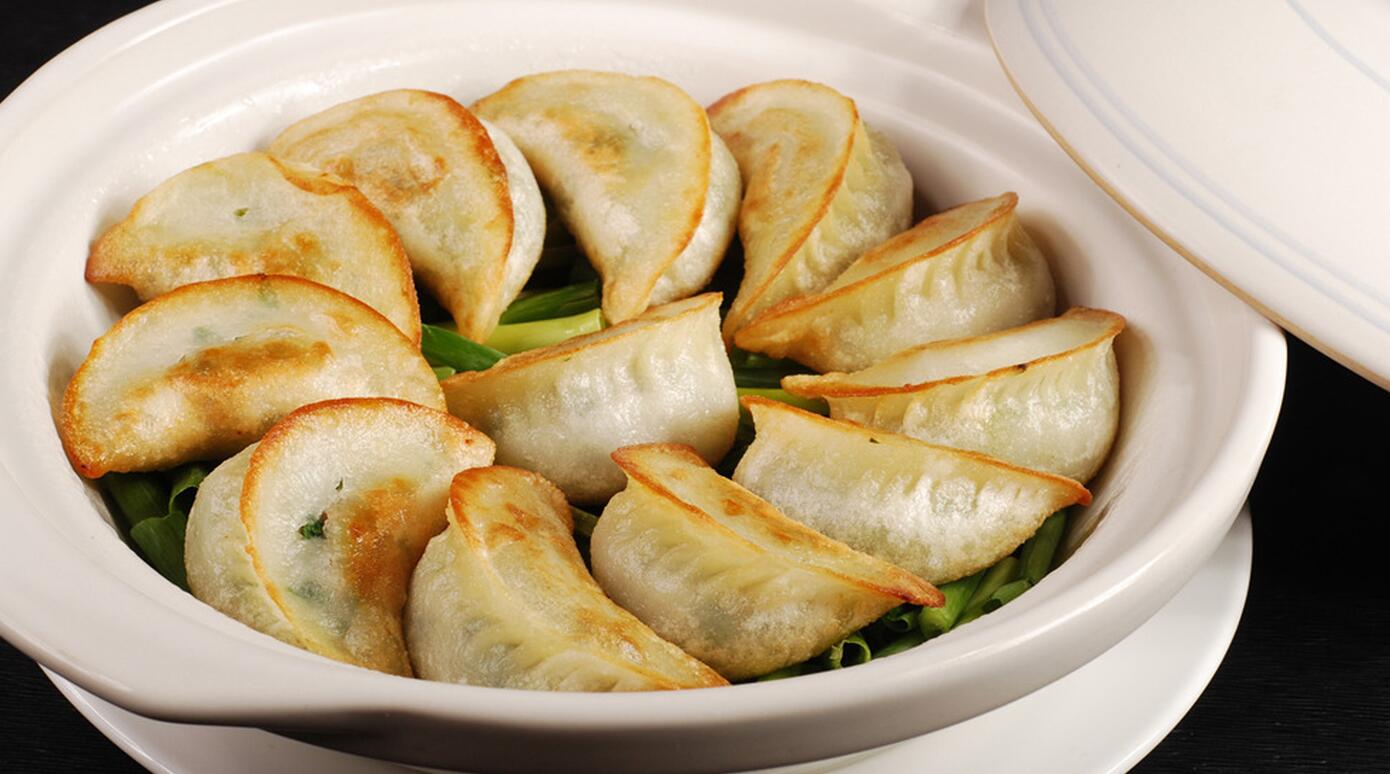 青椒牛肉锅贴的做法