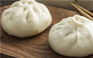 韭菜肉馅包子的做法