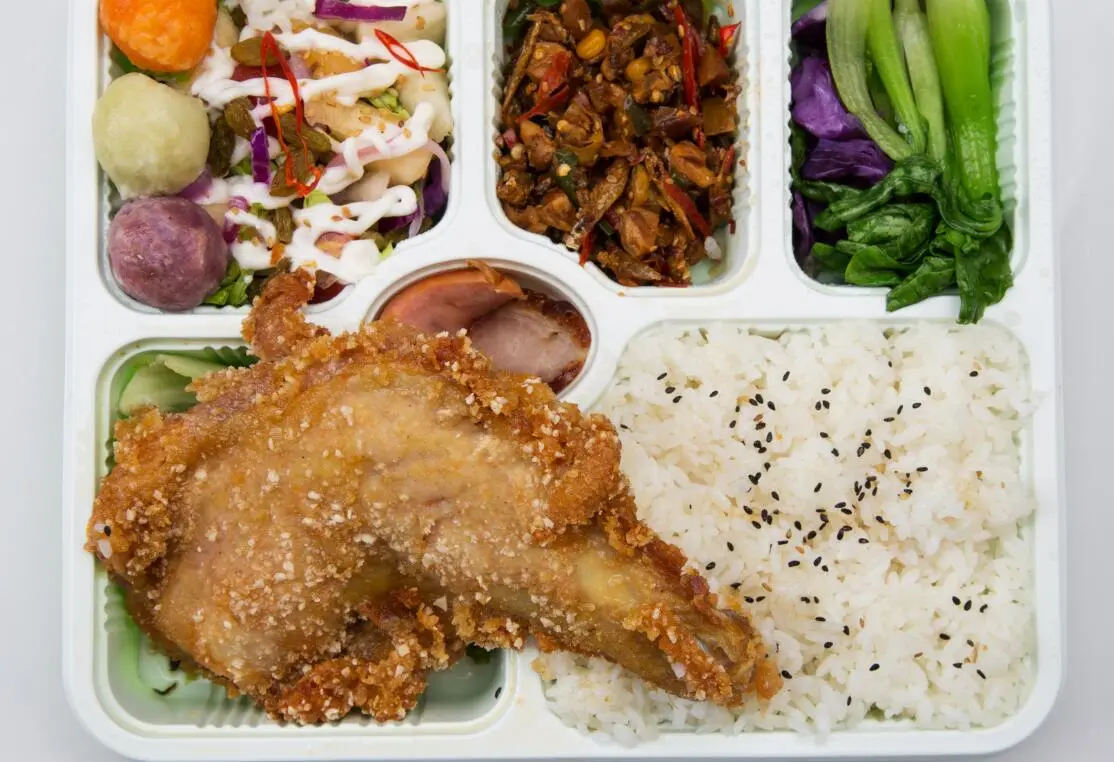 彩椒牛肉炒饭的做法步骤