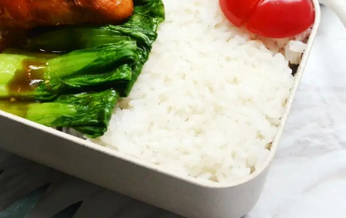 醋溜丸子盖饭的做法步骤
