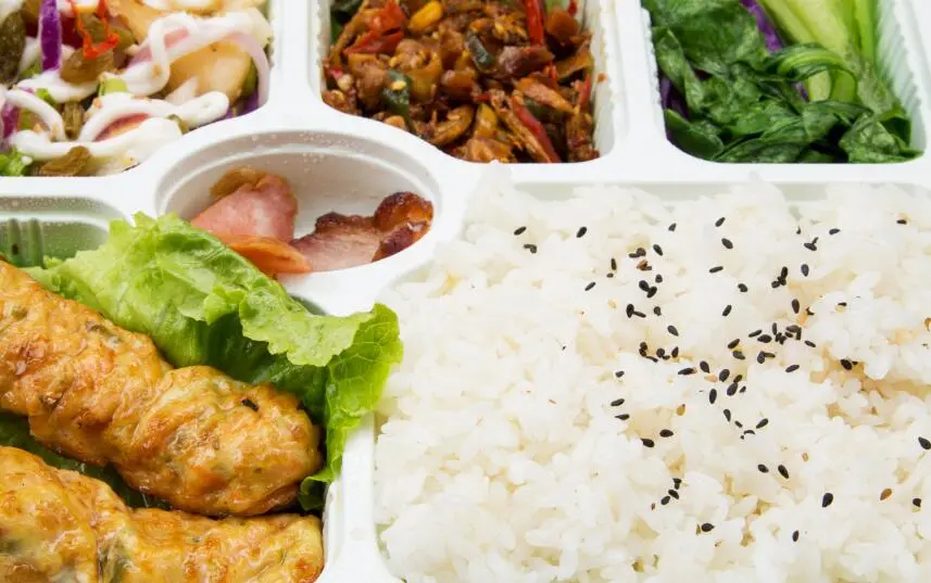 泡椒鸡丁炒饭的做法步骤