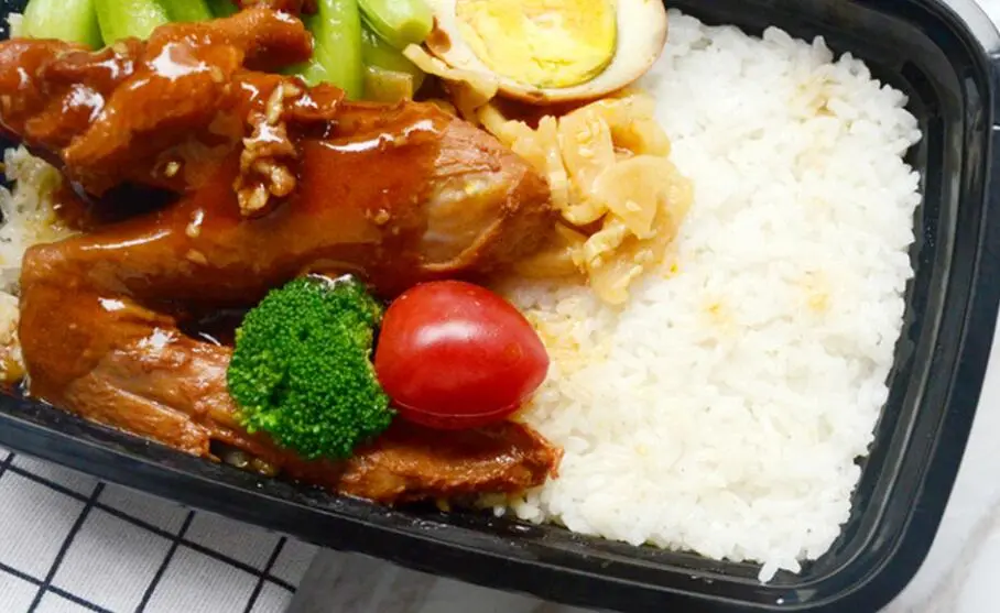 笋干肉饭