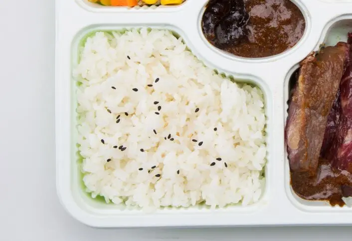 豌豆焖饭
