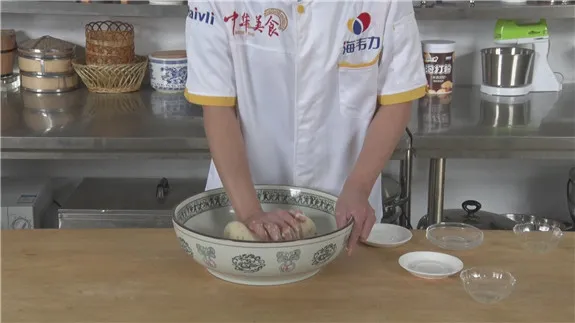 和成光滑的面团