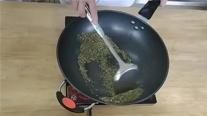 茴香炒制