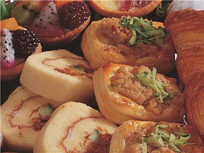 蛋黄酥的做法,蛋黄酥的家常做法