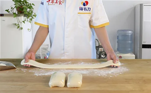 酥脆油条膨松剂怎么用,拉片