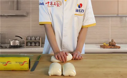 香酥油条膨松剂,分割成面块