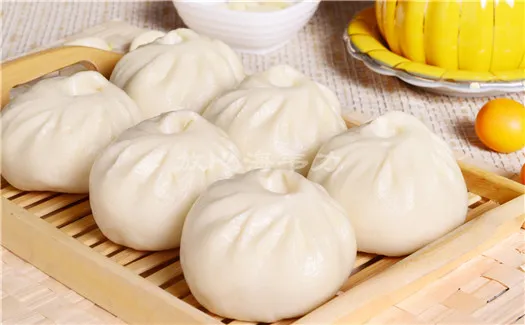 菜心小笼包的做法
