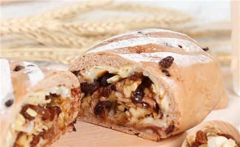 蜜豆黄金面包怎么做