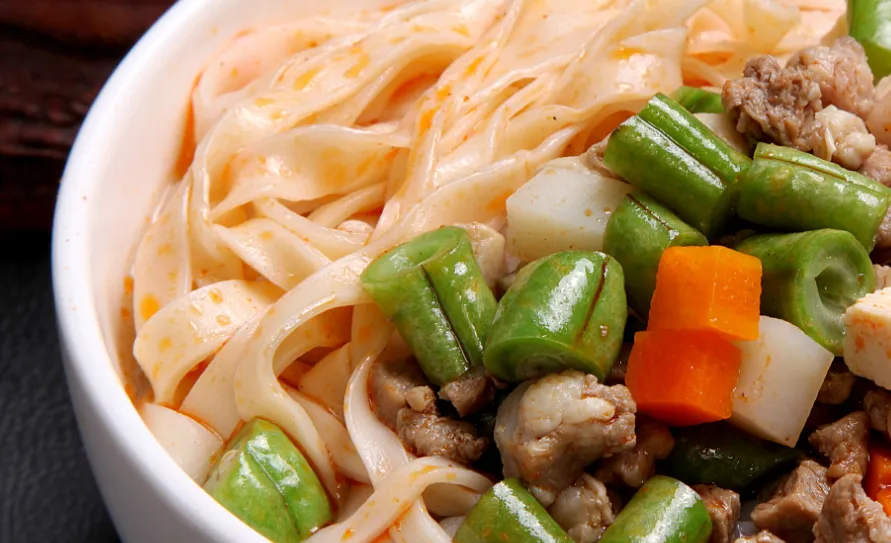 牛排炒意面的做法步骤