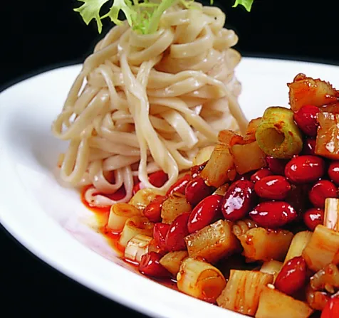 青酱鲜虾培根面的做法步骤