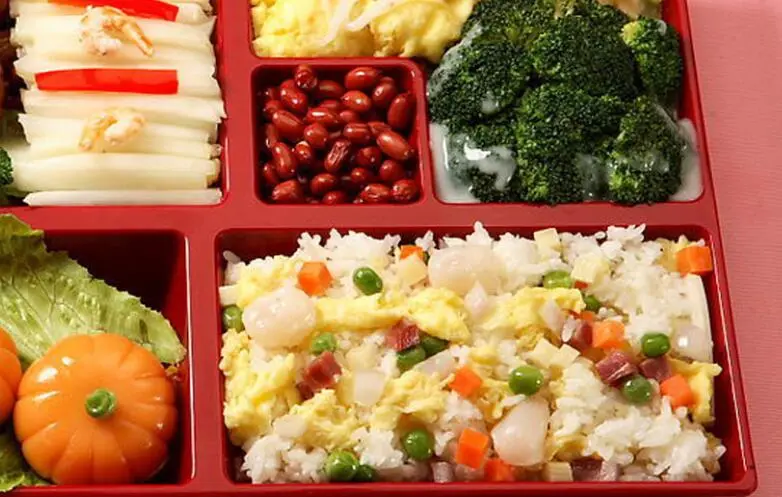 饭酥虾仁豆腐的做法步骤