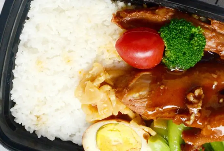 时蔬鸡蛋炒饭的做法步骤