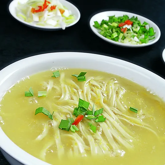  鸡翅香菇面的做法步骤