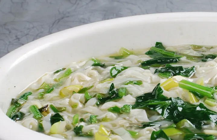 八宝辣酱面的做法