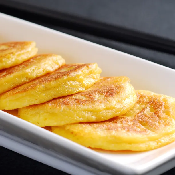 腊味韭香饼的做法