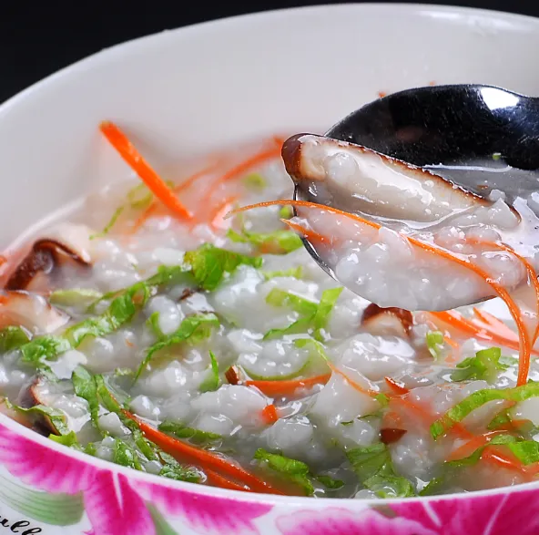 葱白鲫鱼藕粉粥的做法步骤 葱白鲫鱼藕粉粥的做法步骤