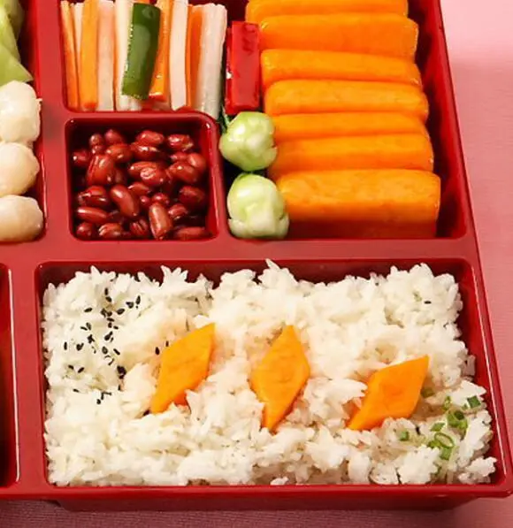 菜叶腊肠焖米饭