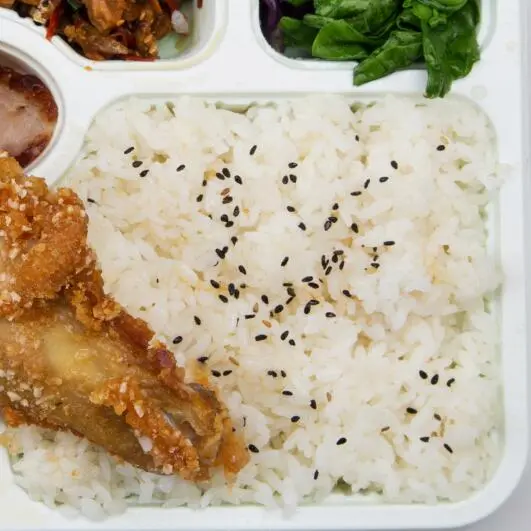 腊味油菜煲仔饭