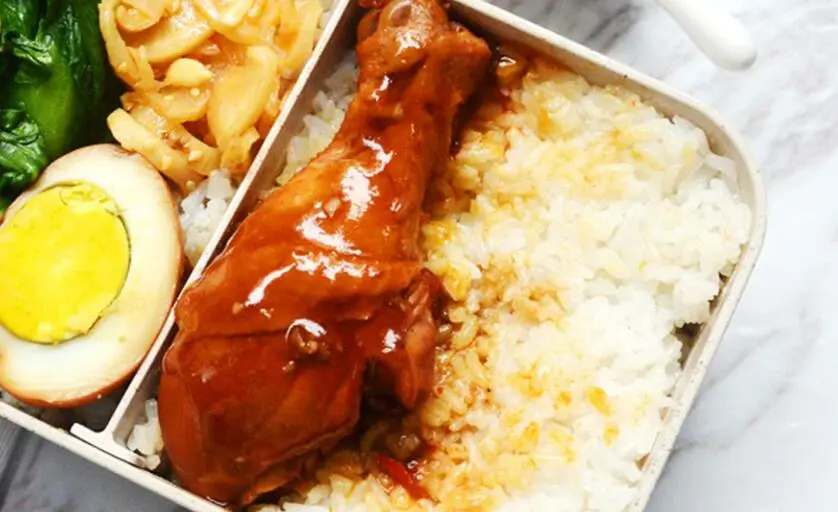 茄汁鱼片盖浇饭