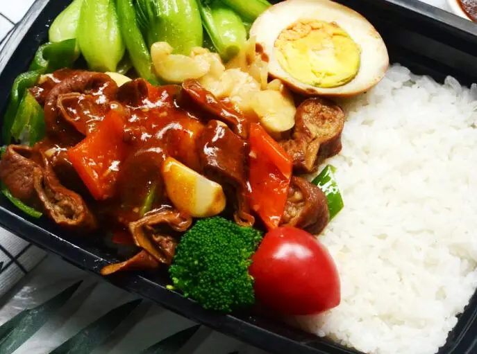 西葫芦火腿蛋炒饭