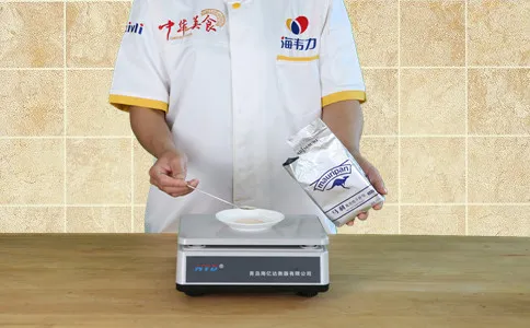 称量酵母,自发馒头的做法
