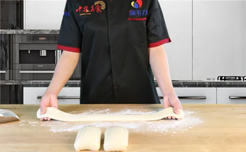 擀成面片