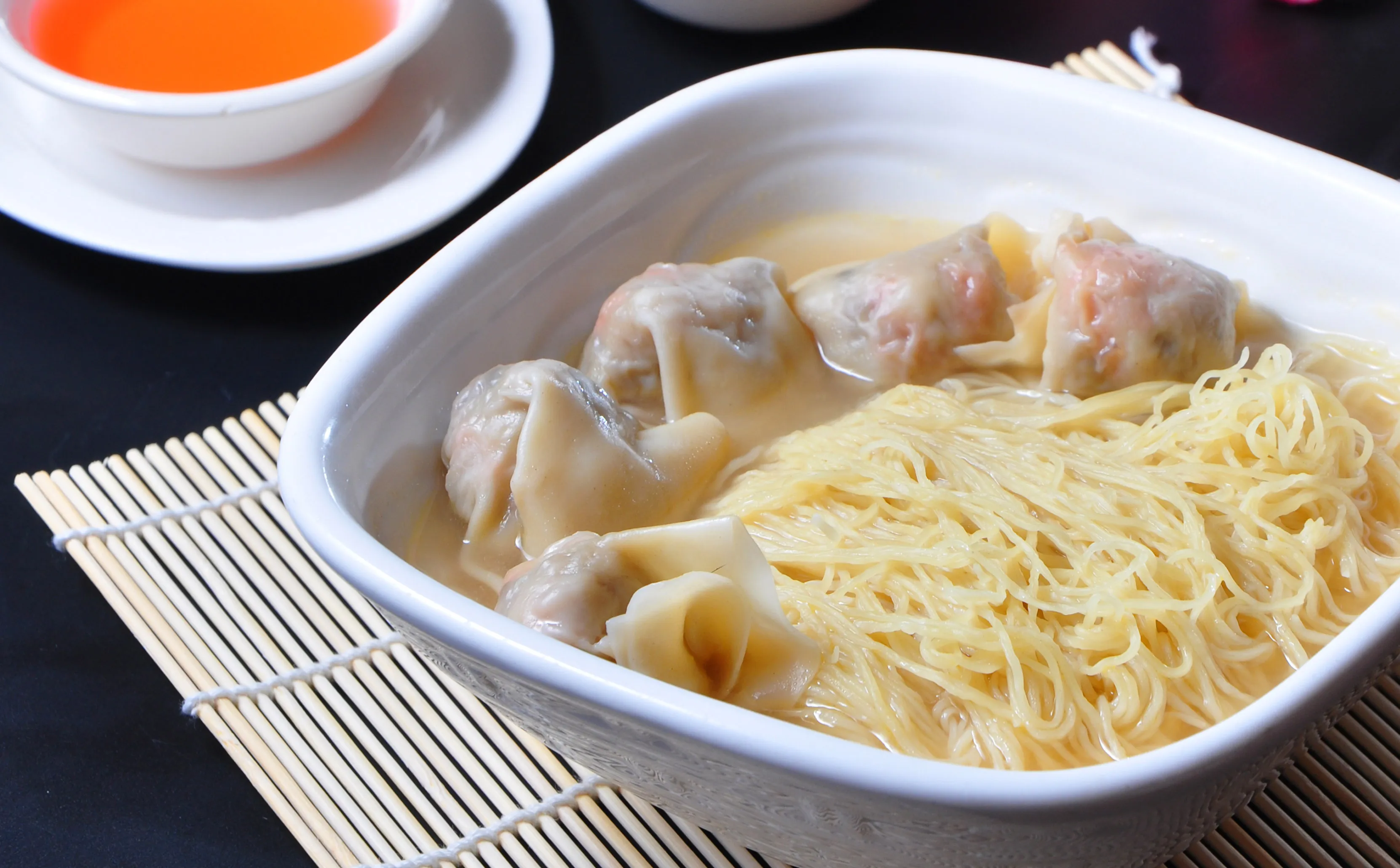 板栗鲜肉馄饨的做法步骤