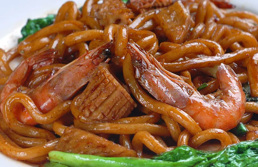 腊肉洋葱炒面片