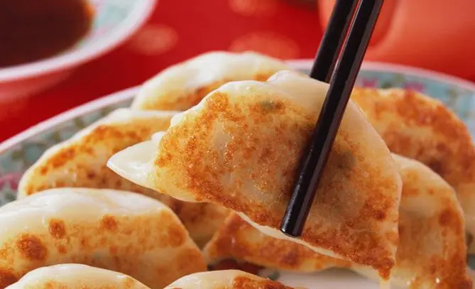 开胃果肉水饺的做法步骤