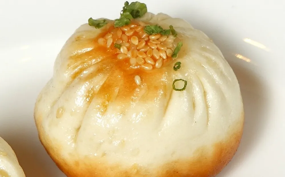 芹菜香菇素包子