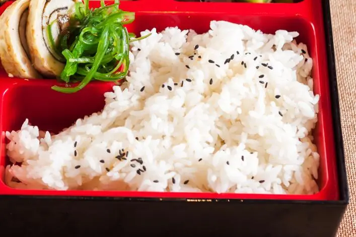 枸杞猪肉炒饭的做法步骤